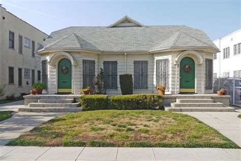 where are affordable neighborhoods in la